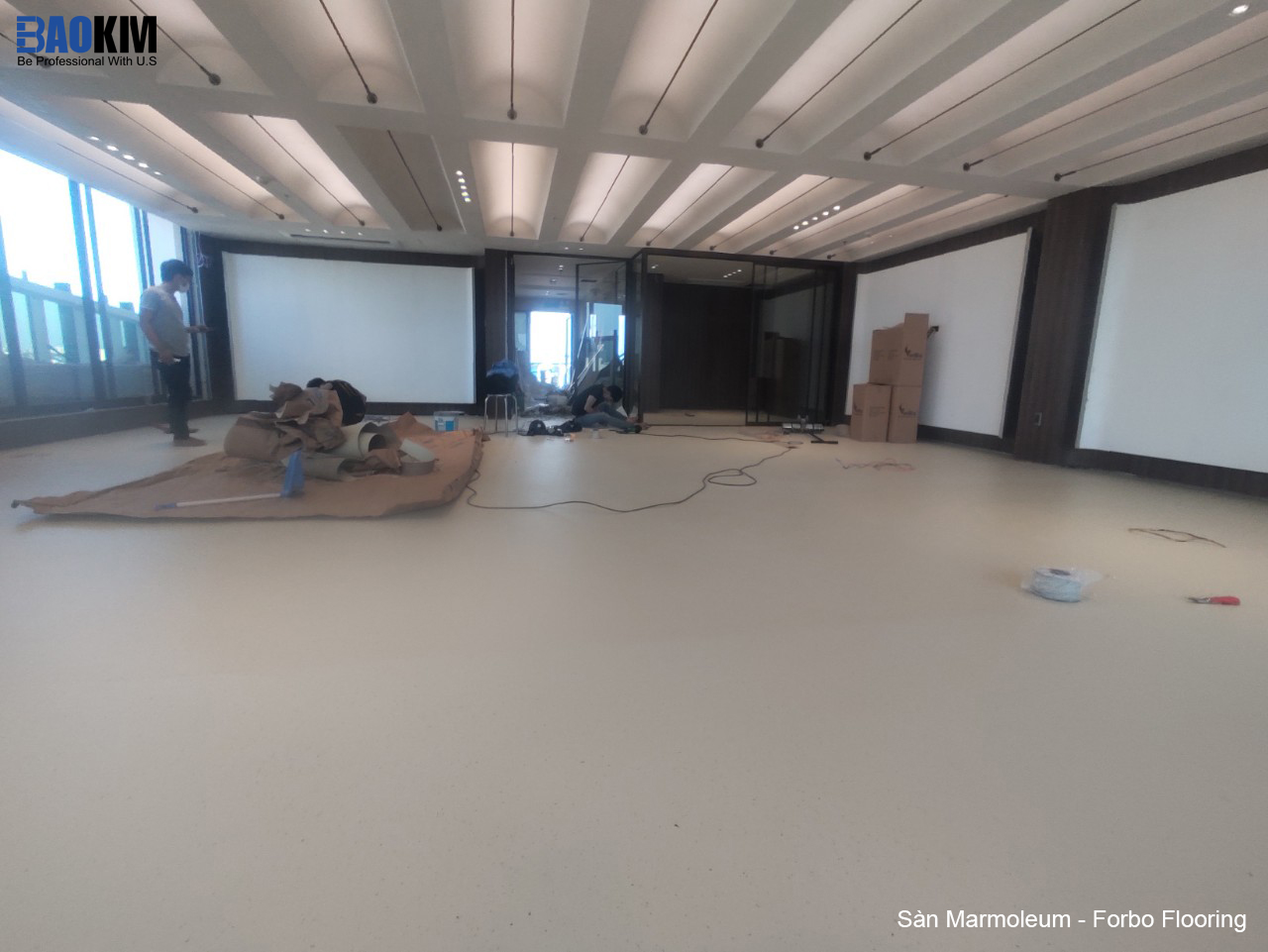 Lắp đặt sàn hữu cơ marmoleum - linoleum thuộc thương hiệu Forbo Flooring System